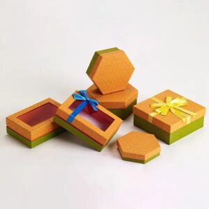 Customised Gift Boxes Wholesale